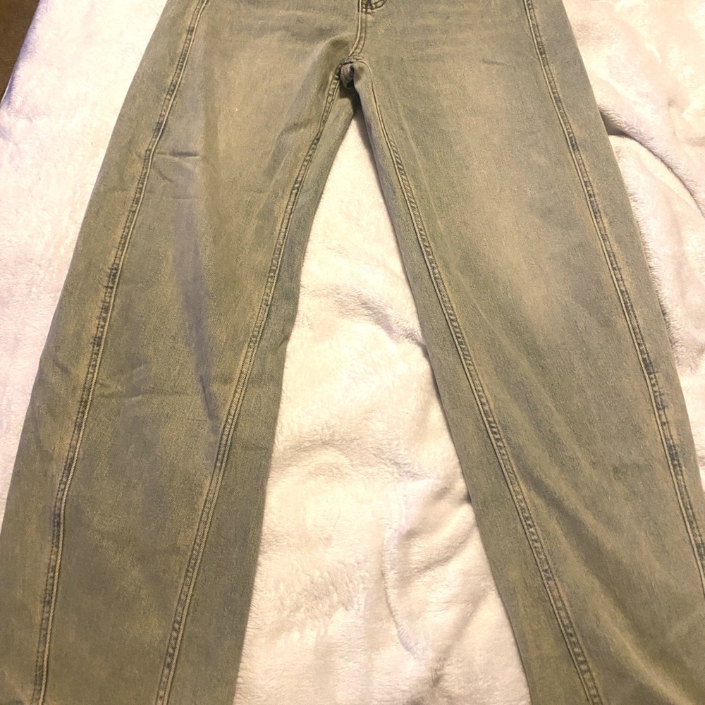 Straight Leg Women’s Washed Green Jeans